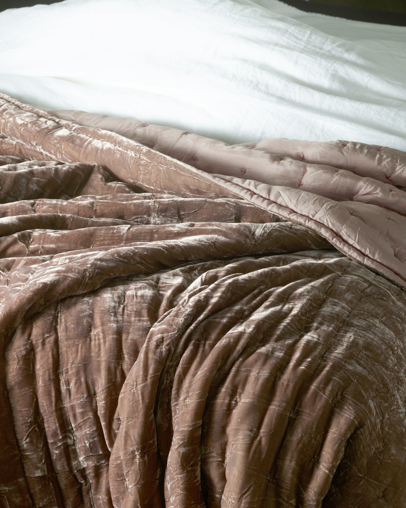Silk Velvet Quilted Blanket in Whisper