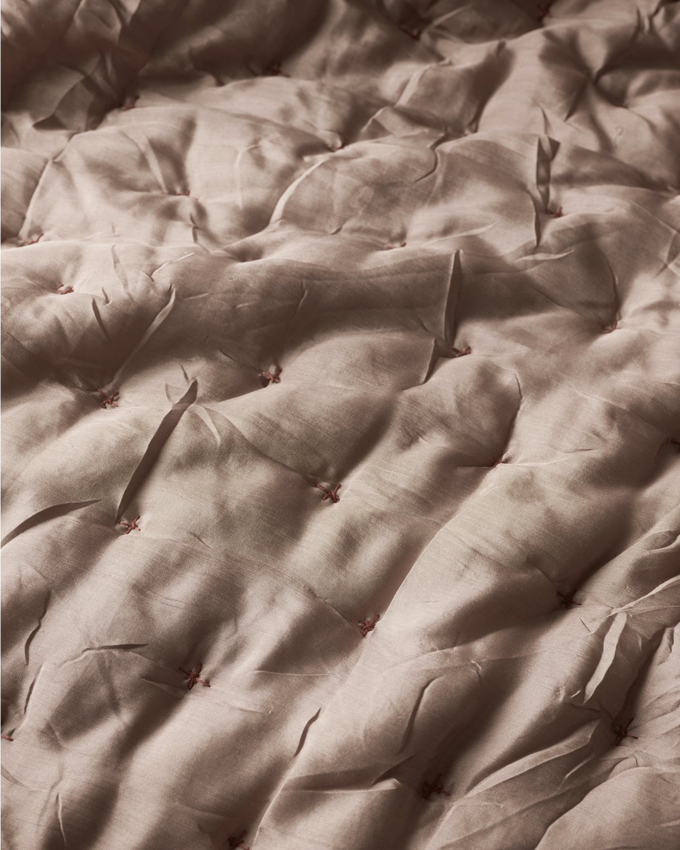 Silk Velvet Quilted Blanket in Whisper