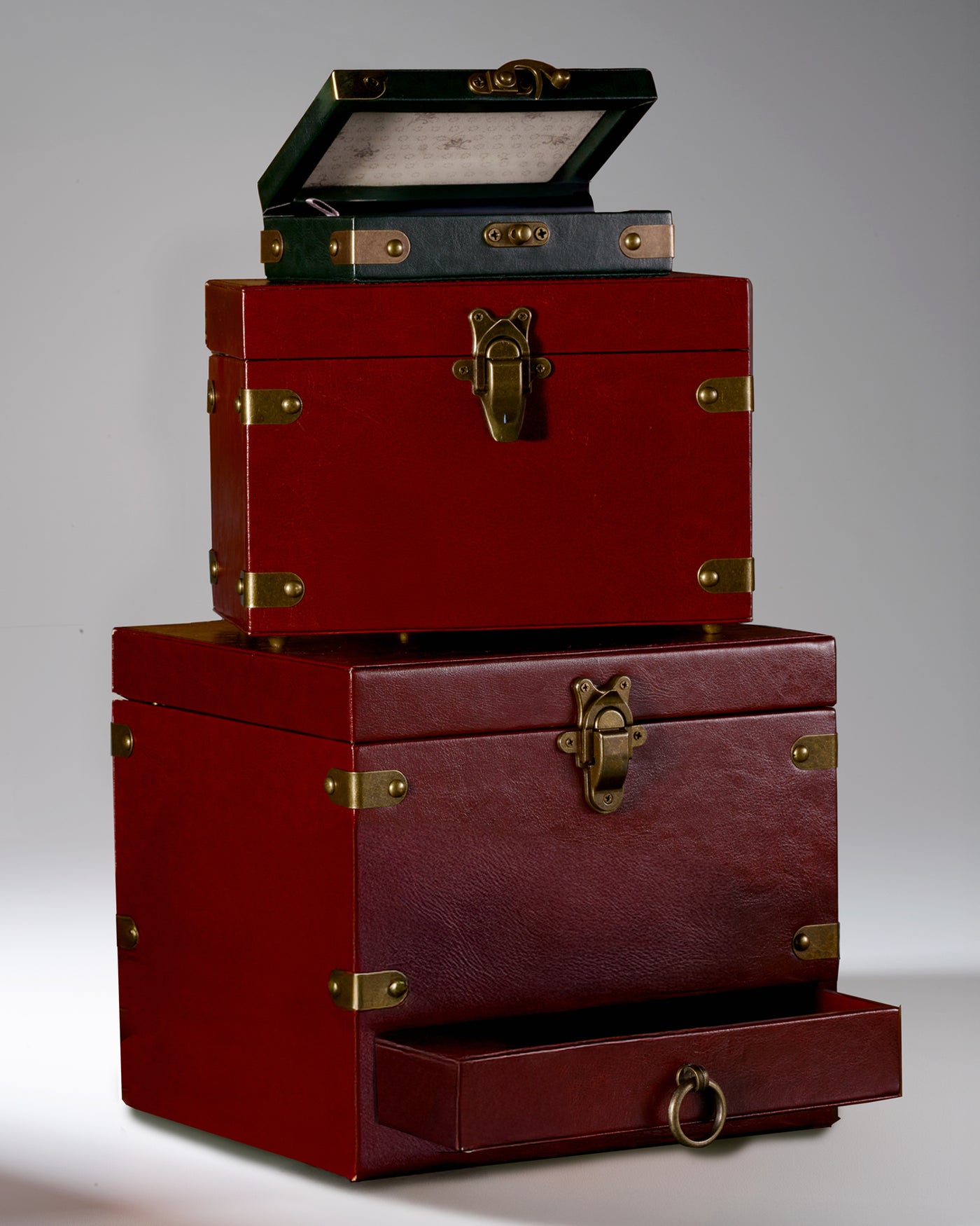 The Maker Signature Trunk